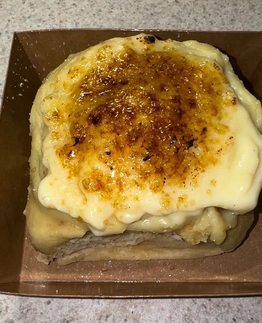 Cremé Brûlée Cinnamon Roll